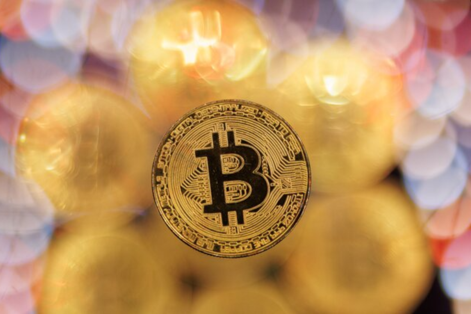 Bitcoin đang trong giai đoạn củng cố sâu sắc: một con đường đột phá trong giai đoạn quan trọng của quý 4