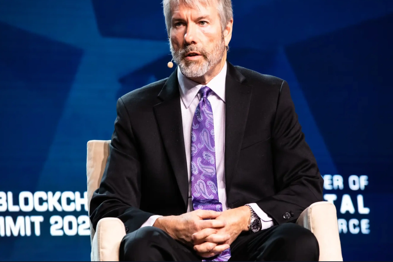 MSTRの苦難：空売りと宮廷の陰謀