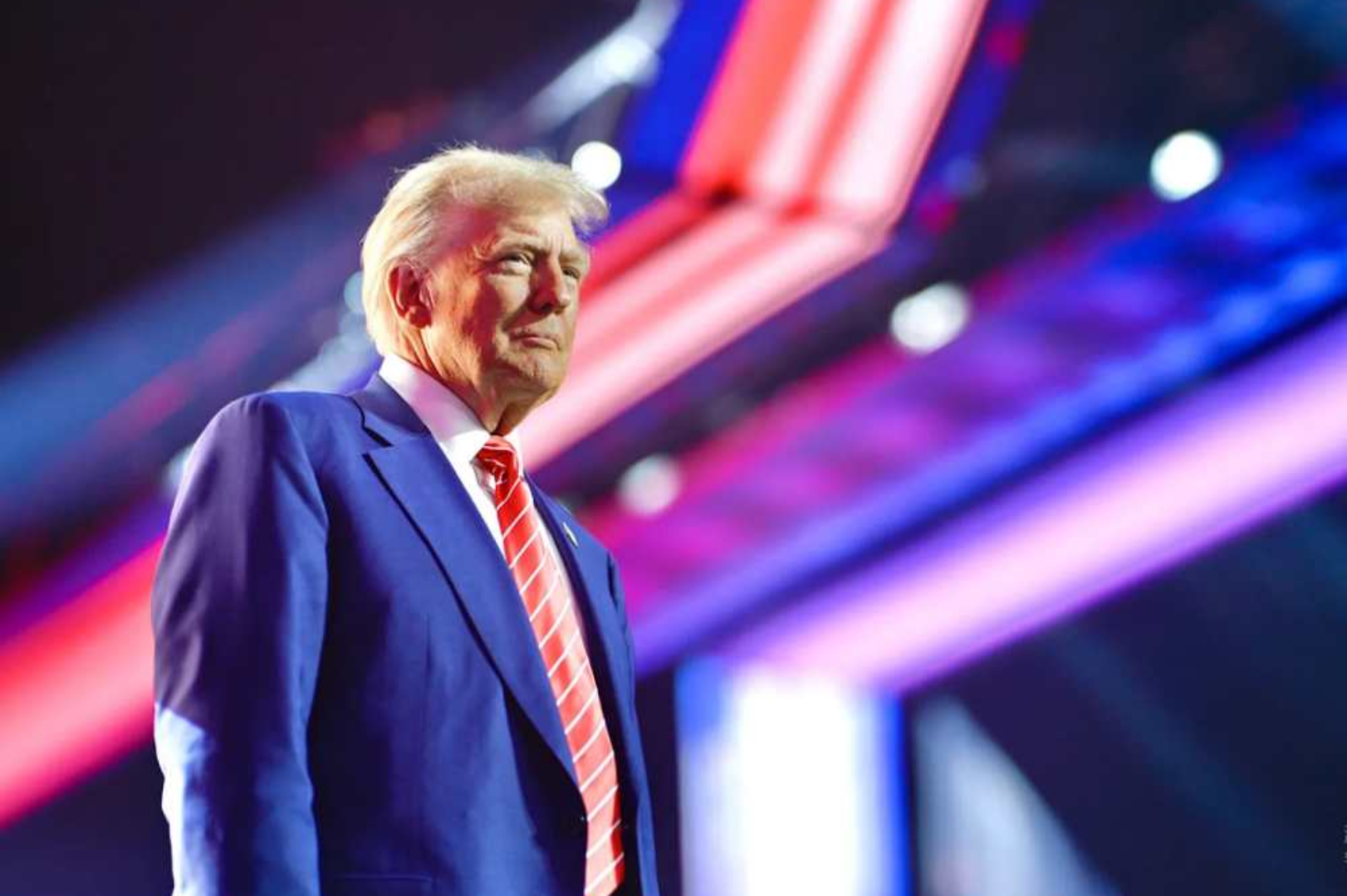 Bảng thành tích của "Tổng thống tiền điện tử" Trump: Sau một năm nhậm chức, ông ấy đã thực hiện được bao nhiêu lời hứa?