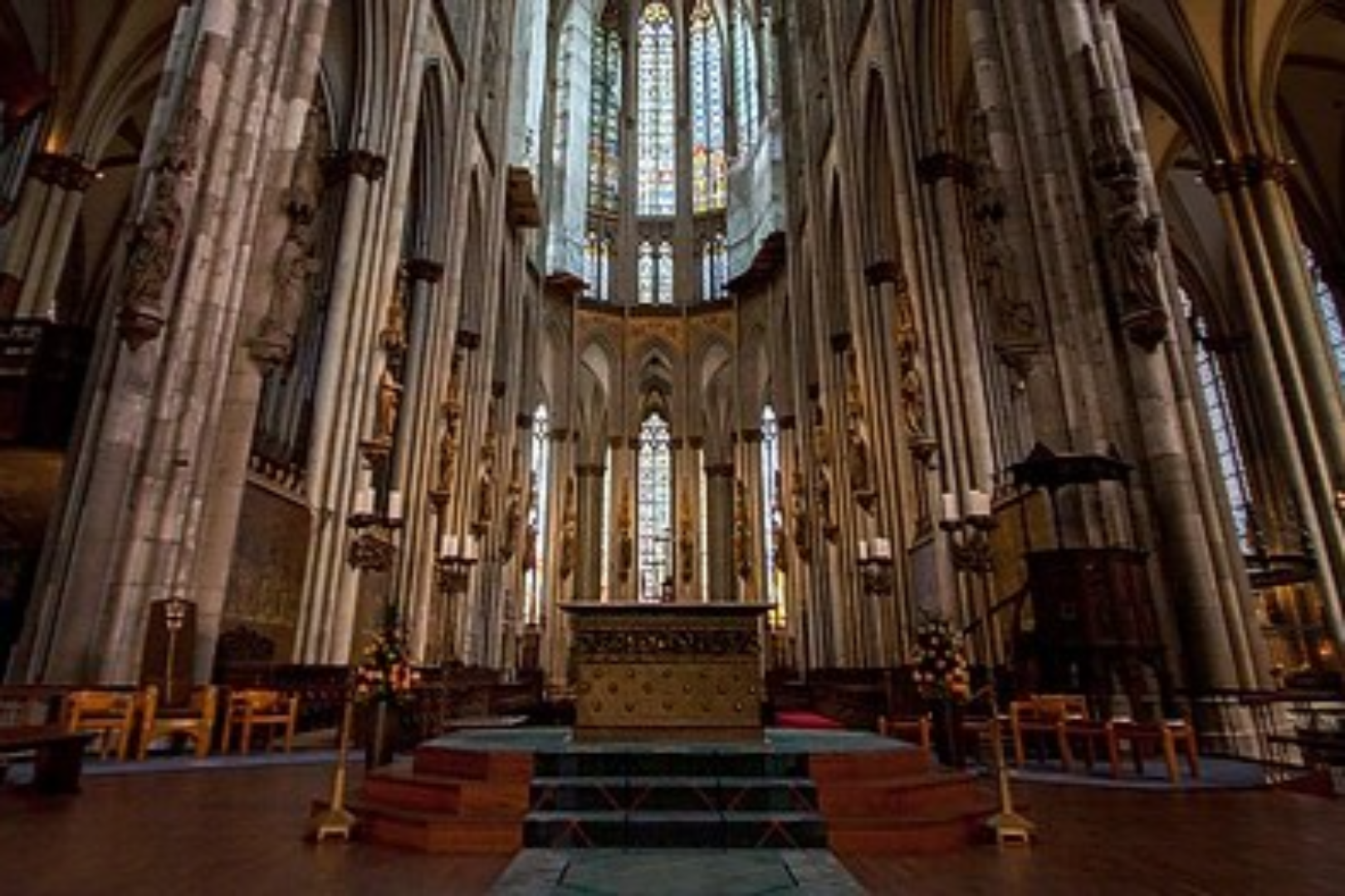 The Cathedral's twilight: when the idea of encryption becomes a speculative casino