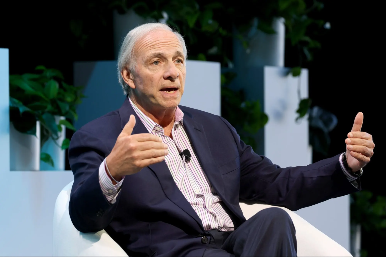 Ray Dalio: How far are we from total collapse