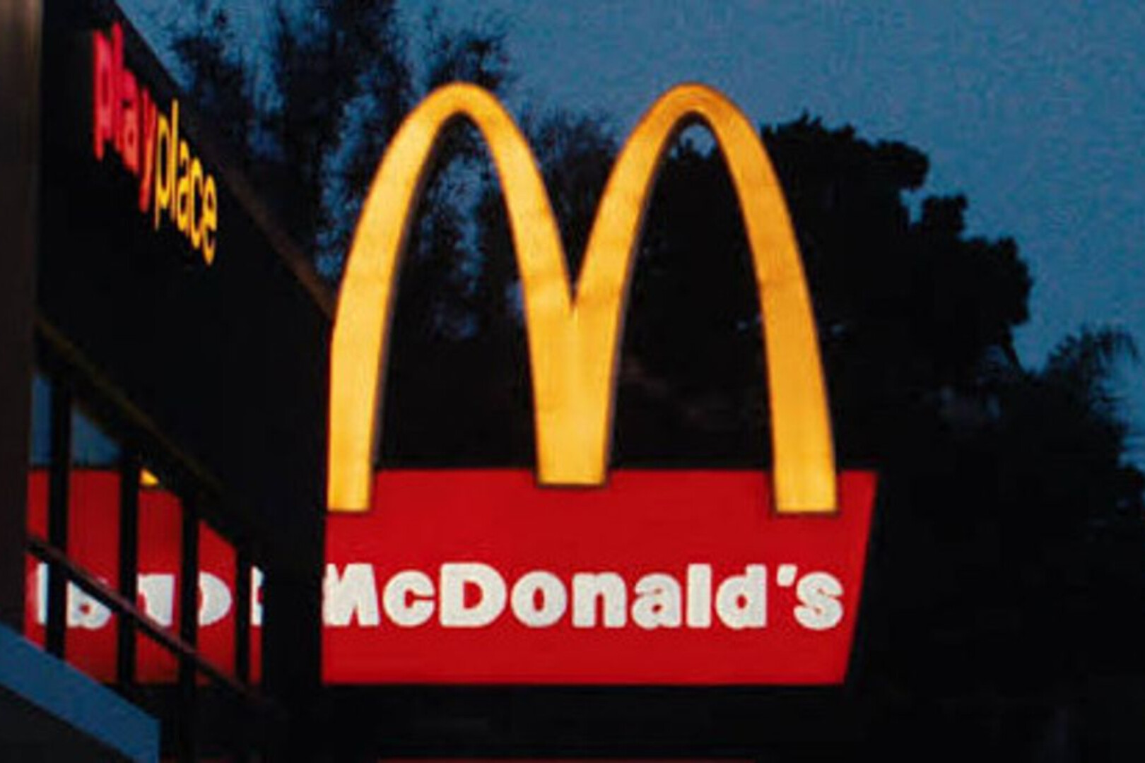 AI越厉害,麦当劳越值钱