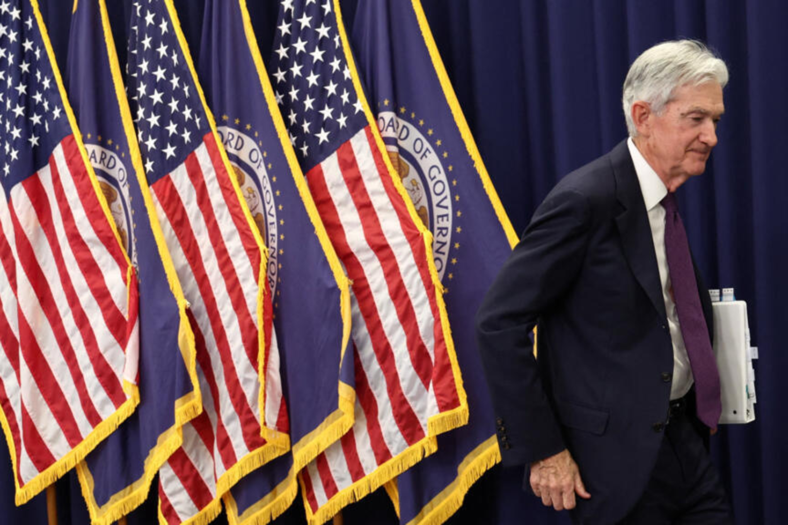 Pada malam malam malam tirai Powell, Wall Street mendengar lebih banyak elang