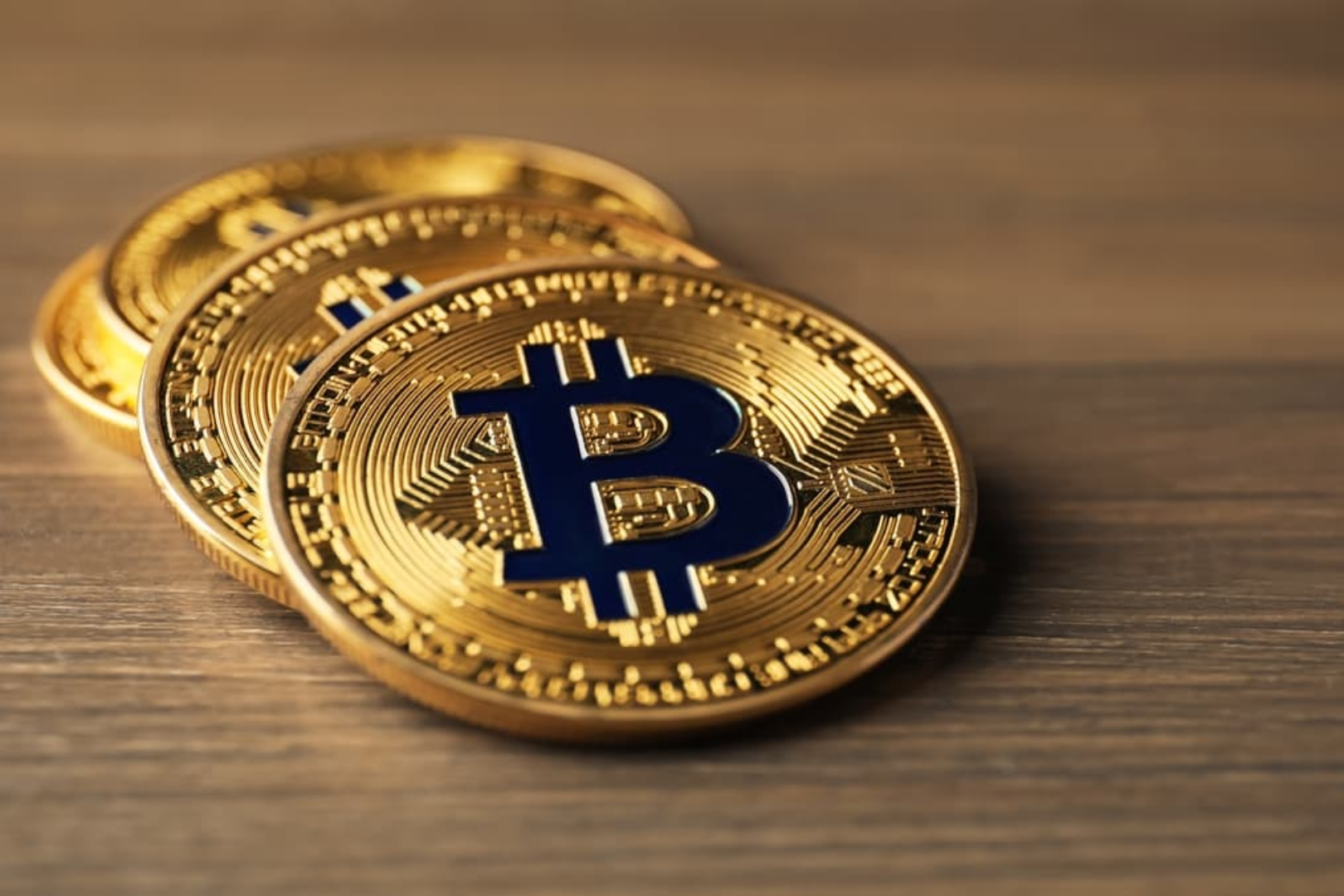比特币链上指标转好，我们快要走出熊市了吗