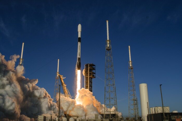 SpaceX 擬於 6 月 12 日上市，有望成為史上最大規模 IPO - WSJ