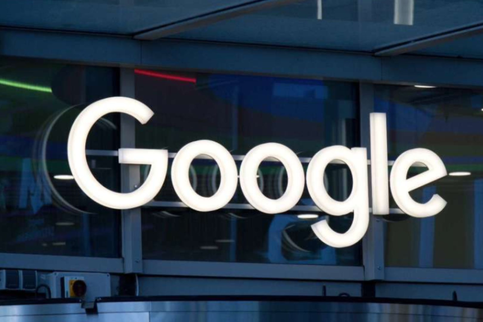 Gemini 4.0 强到「刷屏」，Google 的 AI 反攻，来了？